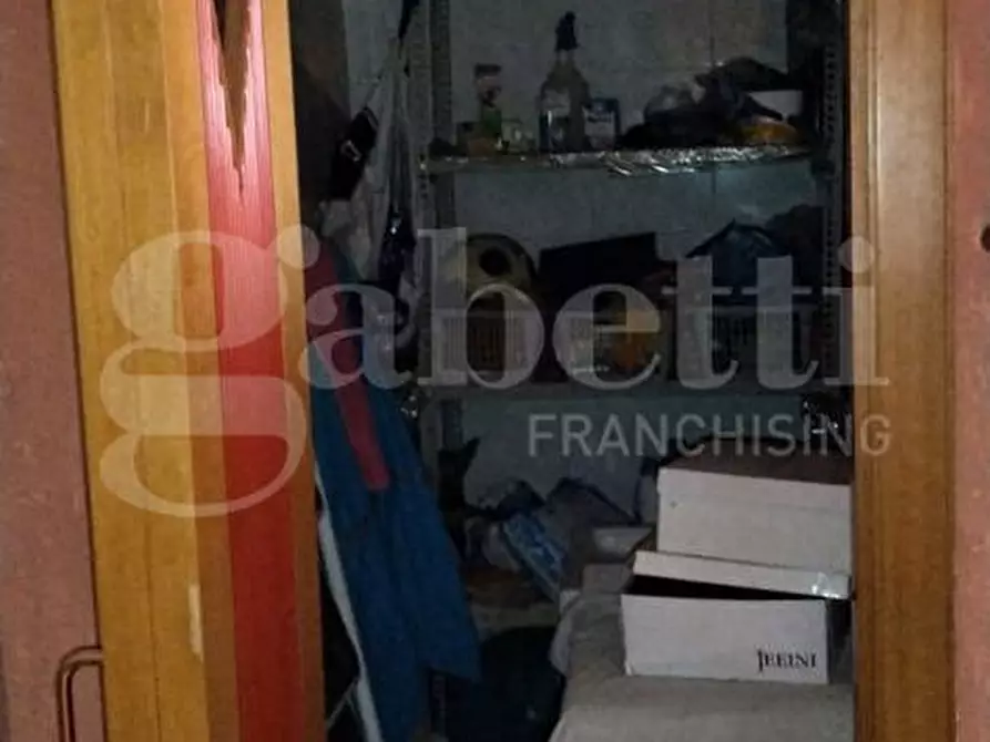 Immagine 9 di Appartamento in vendita  in Via Cesare Augusto, 32 a Sant'arpino