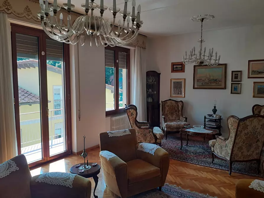 Appartamento in vendita in Viale Mameli a Livorno