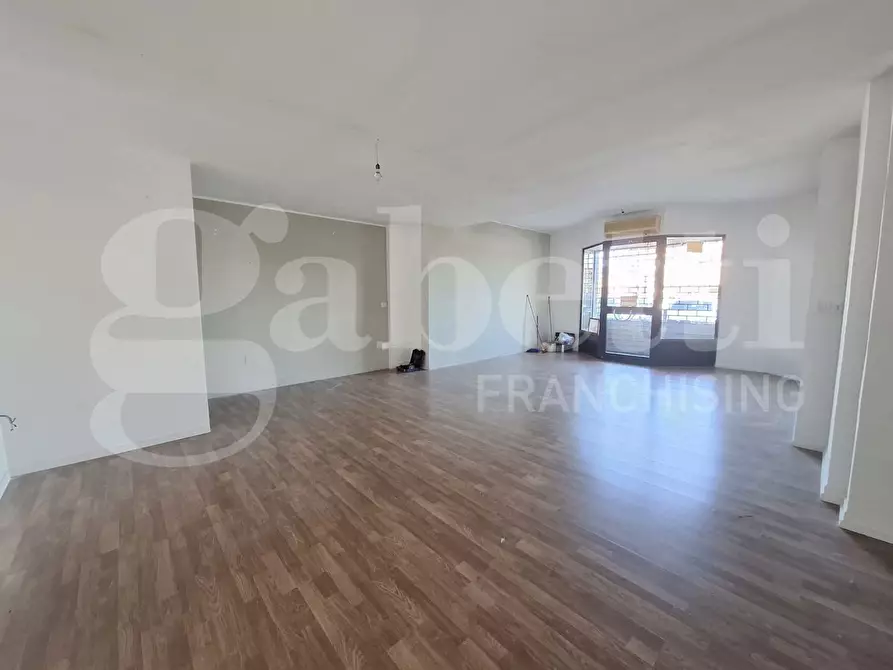 Immagine 6 di Negozio in affitto  in Via Croce Branca, snc a Sora