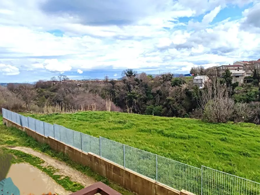 Immagine 12 di Appartamento in vendita  in Via C. BATTISTI, 38 a Girifalco