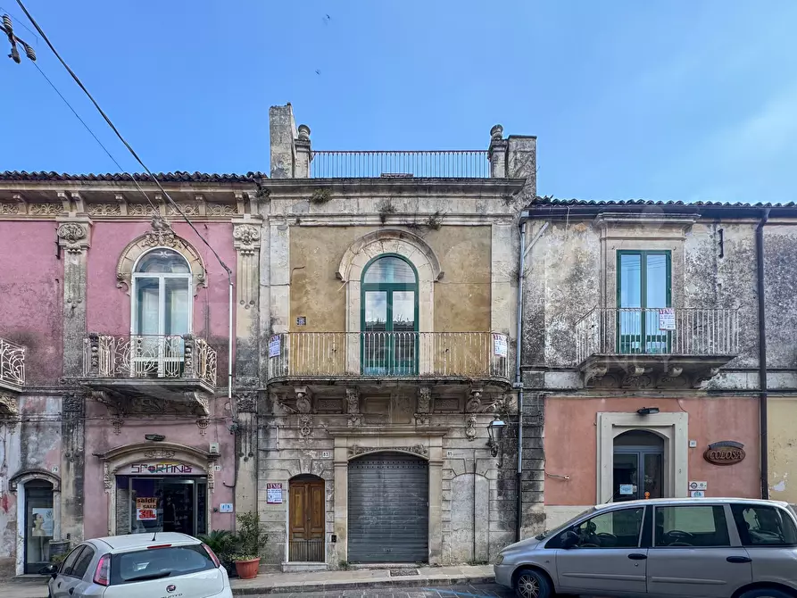 Immagine 1 di Casa indipendente in vendita  in Corso Vittorio Emanuele, 83 a Palazzolo Acreide