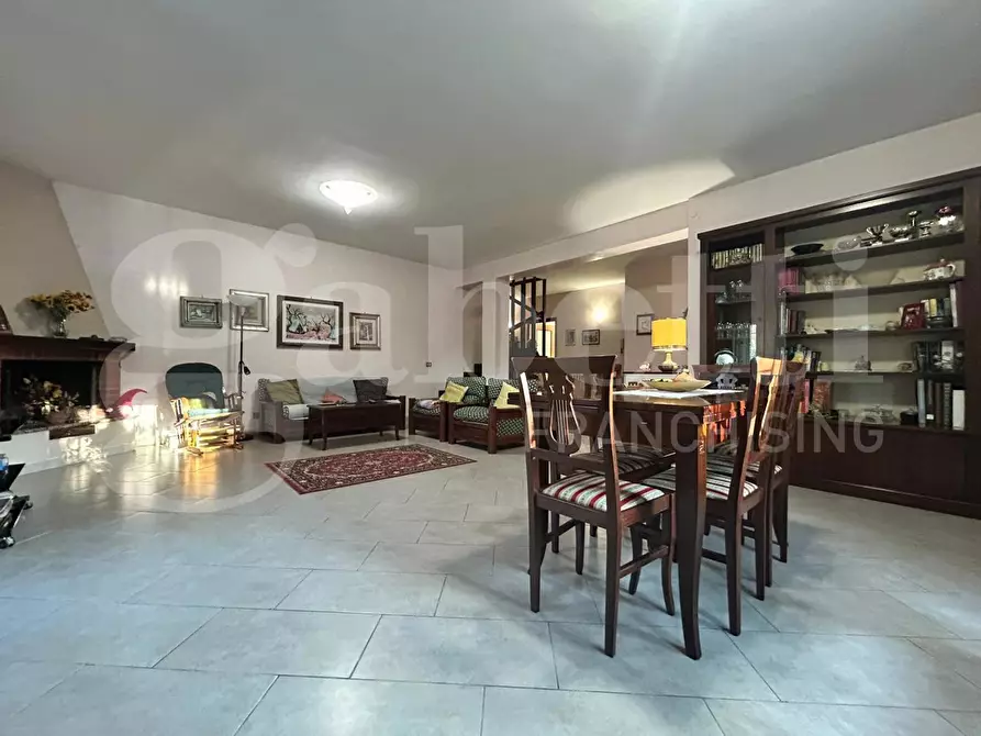 Immagine 16 di Villa in vendita  in Via moschiano, 144 a Roma