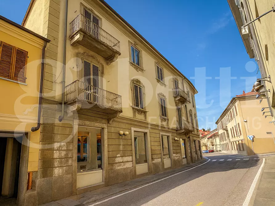 Immagine 4 di Appartamento in vendita  in Via Vittorio Emanuele II, 18 a Chieri