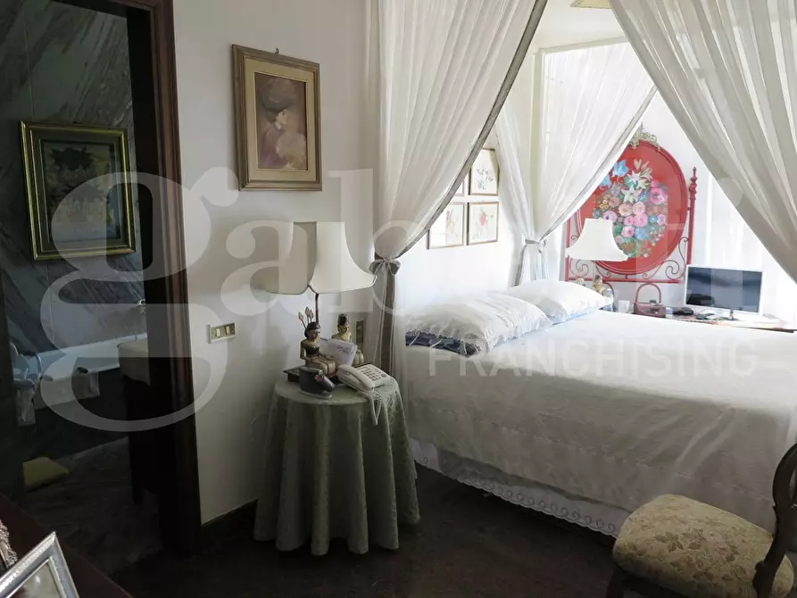 Immagine 14 di Villa in vendita  in Via montecchio, 3 a Castelnuovo Magra