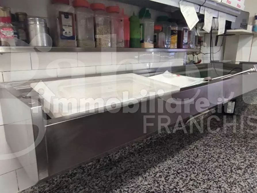 Immagine 15 di Bar / Ristorante in vendita  in Via Antonio Silvani, 37/39 a Roma