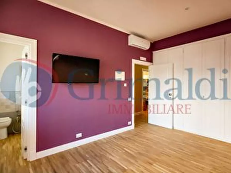 Immagine 18 di Appartamento in vendita  in Via dei Prati Fiscali a Roma