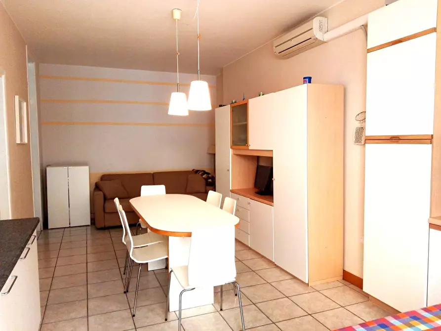 Immagine 1 di Appartamento in vendita  in Via ISOLA VERDE- VIA DELLE NAZIONI UNITE, 00 a Chioggia