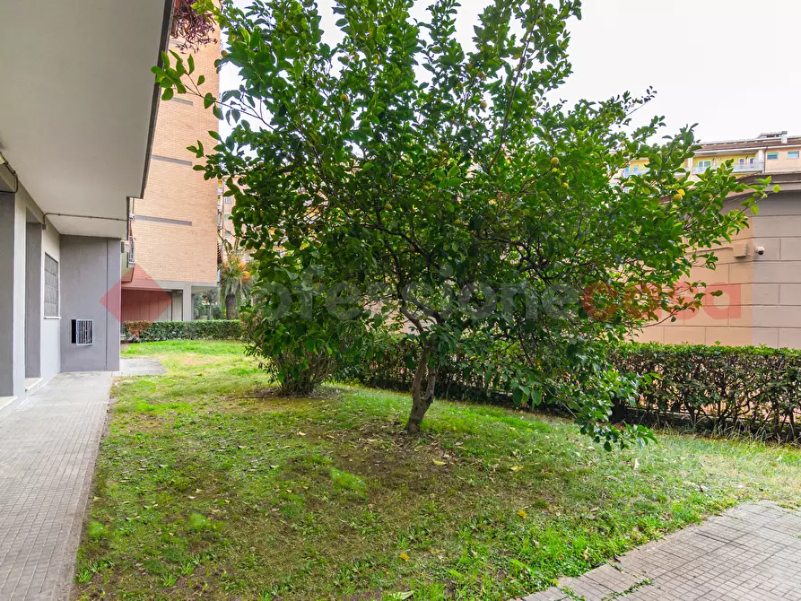 Immagine 35 di Appartamento in vendita  in Via Ermanno Ponti, 10 a Roma