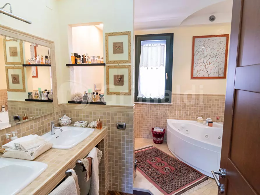 Immagine 12 di Attico in vendita  in Via AVOLA, 26 a Siracusa