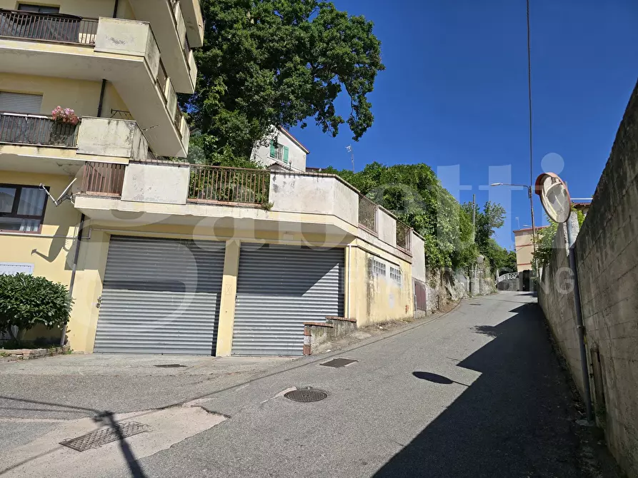 Immagine 8 di Appartamento in vendita  in Via dei Bruzi, 2 a Pentone