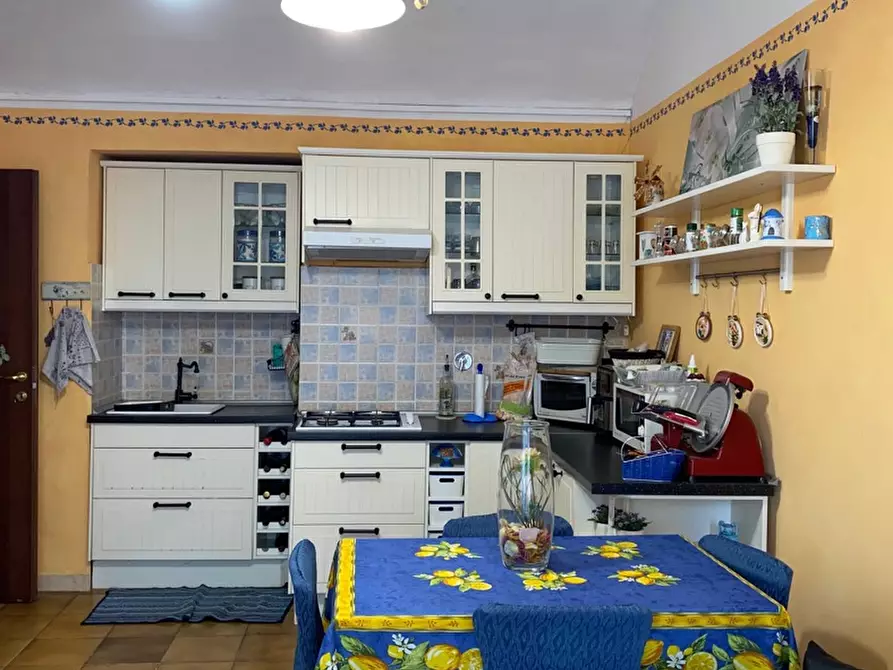 Immagine 34 di Palazzo in vendita  in Via Pinerolo Susa, 94 a Sangano