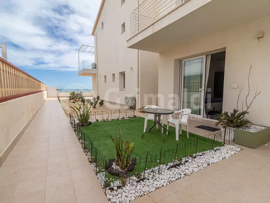 Immagine 1 di Appartamento in vendita  in Viale sicilia(calabernardo) a Noto