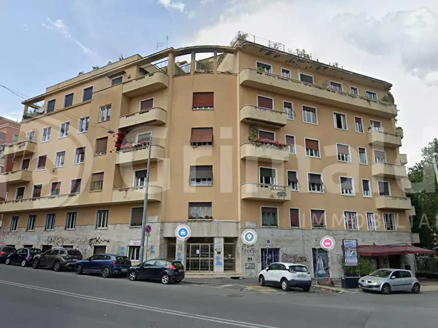 Immagine 14 di Appartamento in vendita  in Piazzale degli Eroi, 16 a Roma