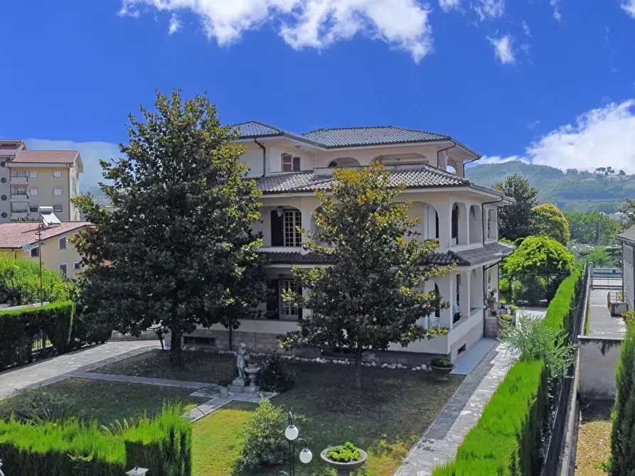 Immagine 1 di Villa in vendita  in Via Nicola Corona, 38 a Sora