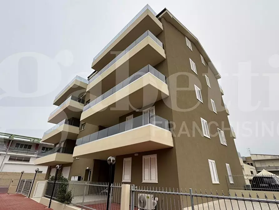 Immagine 14 di Appartamento in vendita  in Via Raffaello Sanzio, 1 a Tortoreto