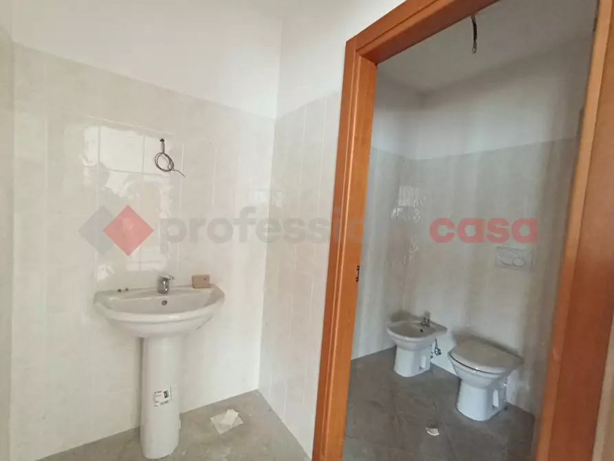 Immagine 10 di Ufficio in affitto  in Via marconi a Spoleto