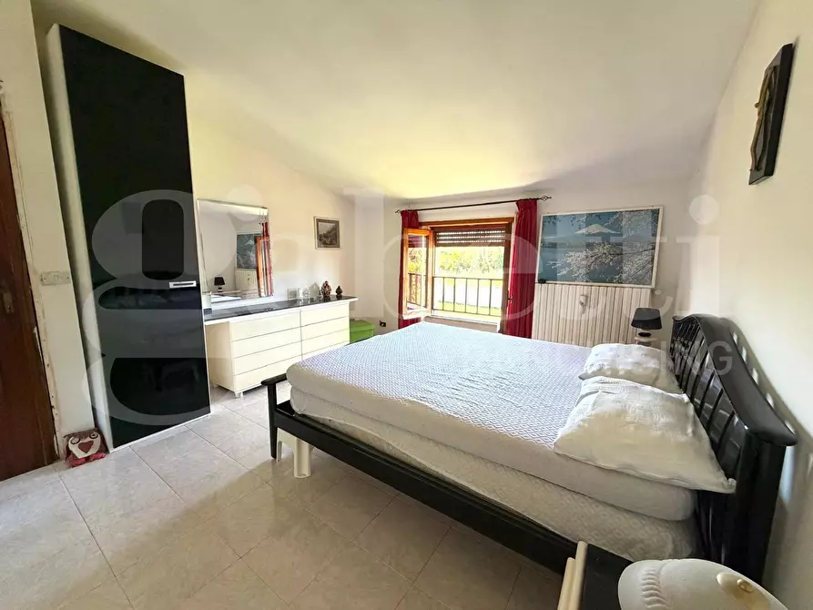 Immagine 24 di Casa trifamiliare in vendita  in Strada Valmontorio, 1512 a Latina