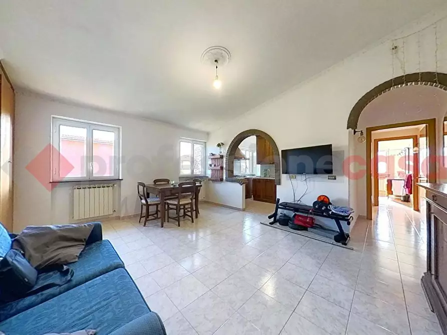 Immagine 2 di Appartamento in vendita  in Via Alzano Lombardo, 54 a Roma