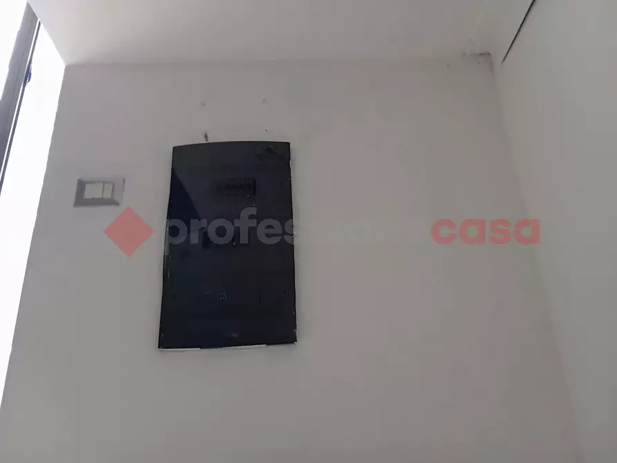 Immagine 8 di Negozio in affitto  in Via Trento e Trieste a Spoleto