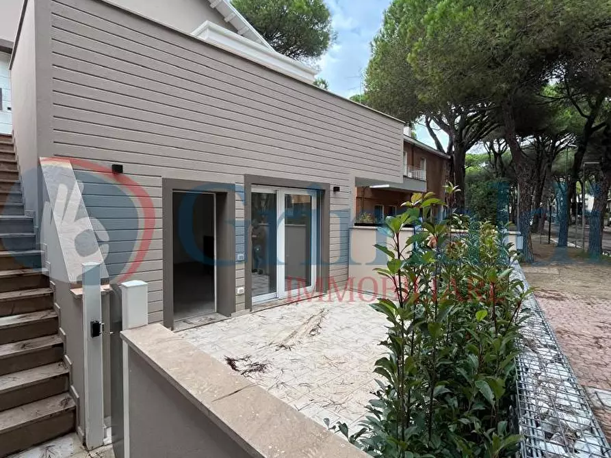 Immagine 1 di Appartamento in vendita  in Viale Vittorio veneto a Cervia