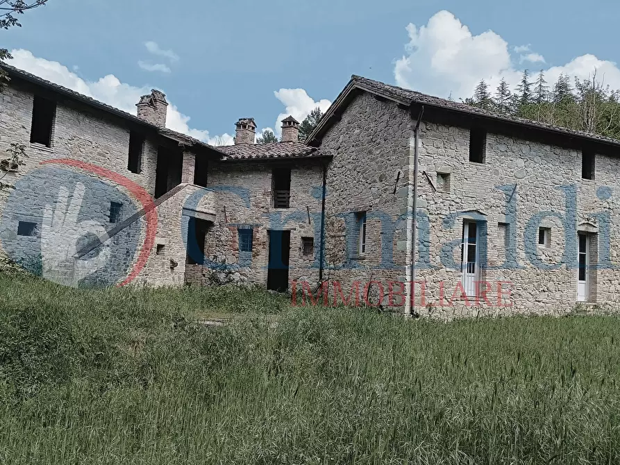 Immagine 26 di Palazzo in vendita  in Strada San Marco-Cenerente a Perugia