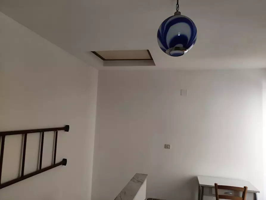 Immagine 21 di Appartamento in vendita  in Vico III MILANO, 6/8 a Girifalco