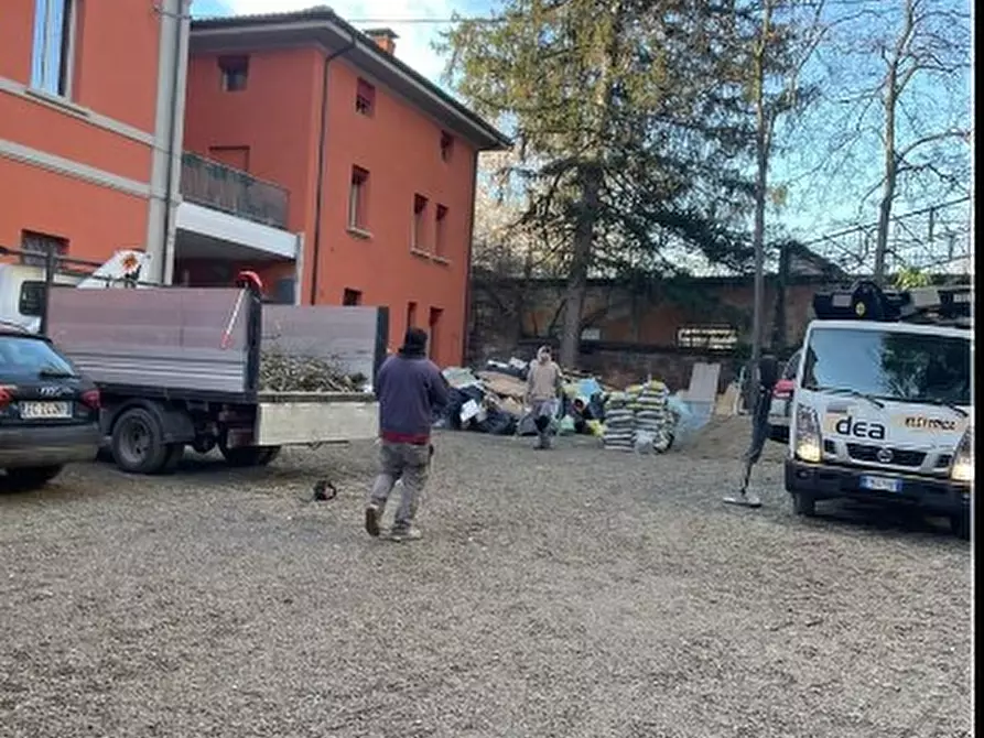 Immagine 3 di Appartamento in vendita  in Via Castiglione, 91 a Bologna