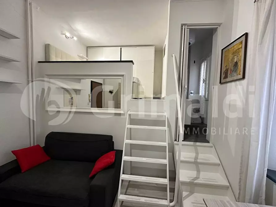 Immagine 16 di Appartamento in affitto  in Via Caccialepori, 13 a Milano