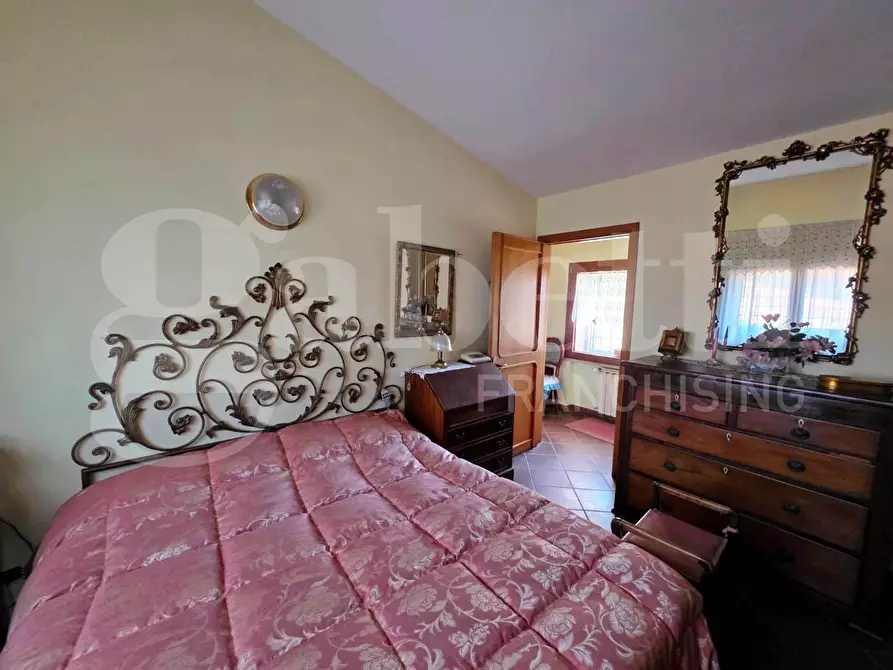 Immagine 38 di Casa bifamiliare in vendita  in Via Seconda Traversa Via Quarto Sant'Antonio, 39 a Marino
