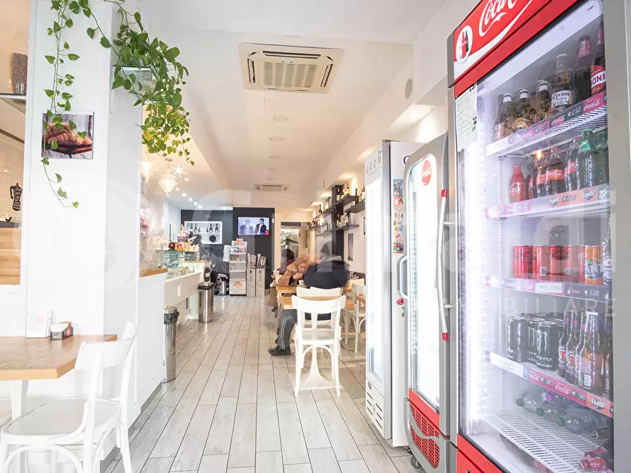 Immagine 9 di Bar / Ristorante in vendita  in Via Aurelia, 411/413 a Roma