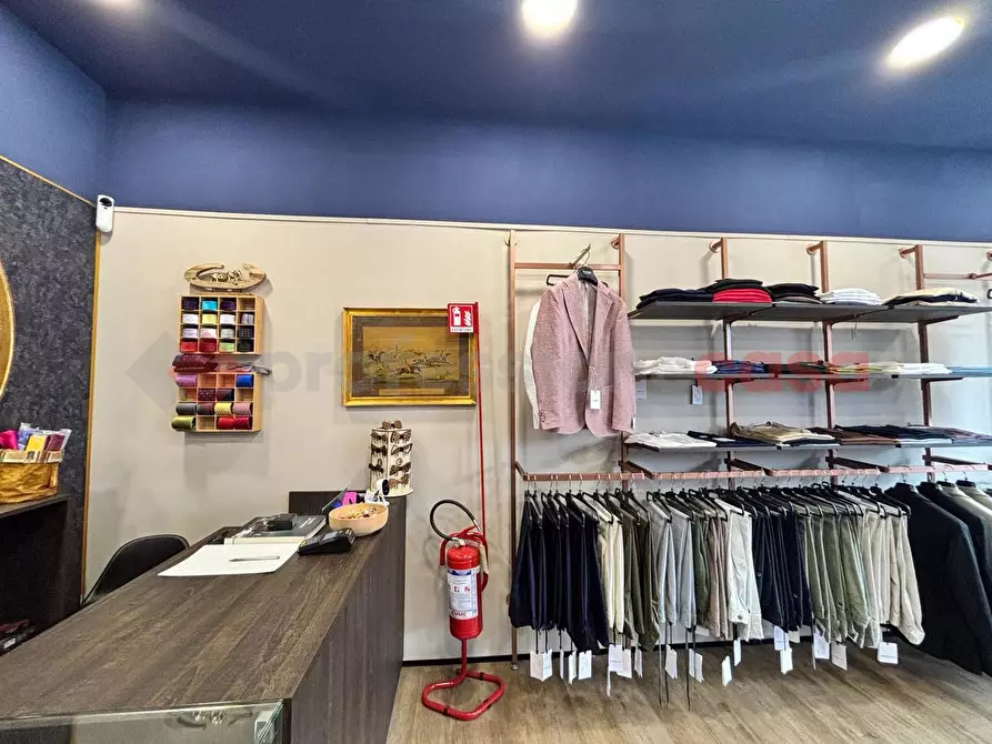 Immagine 21 di Attività commerciale in vendita  in Via Casilina, 4706 a Anagni