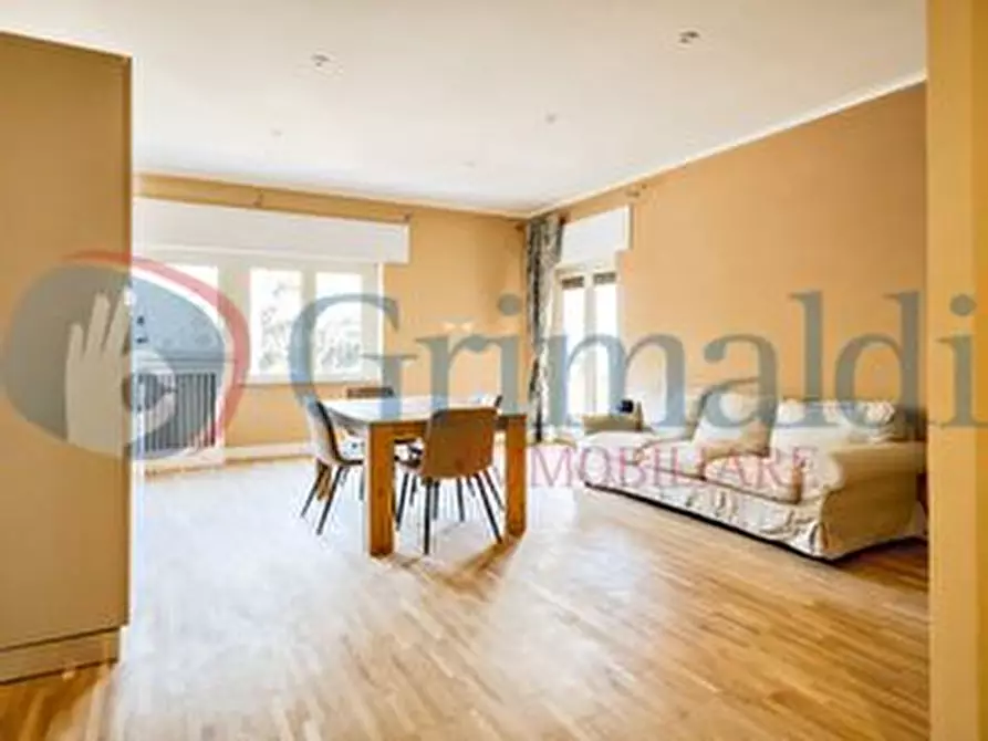 Immagine 21 di Appartamento in vendita  in Via dei Prati Fiscali a Roma