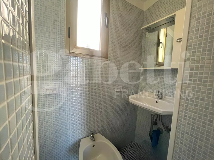 Immagine 13 di Appartamento in vendita  in Via Indipendenza, 379 a Gaeta