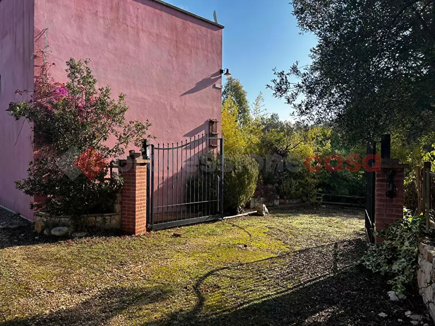 Immagine 1 di Casa indipendente in vendita  in Contrada ZINGARELLO a Monopoli