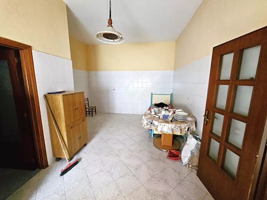 Immagine 11 di Appartamento in vendita  in Vico Castelnuovo a San Severo