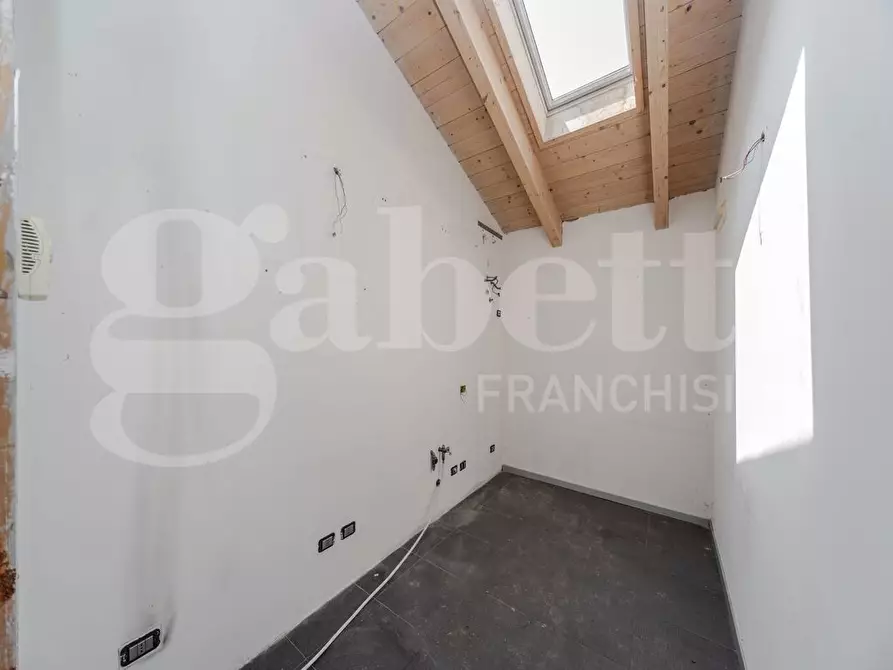 Immagine 16 di Ufficio in vendita  in Via Vezzani, 3 a Bernareggio