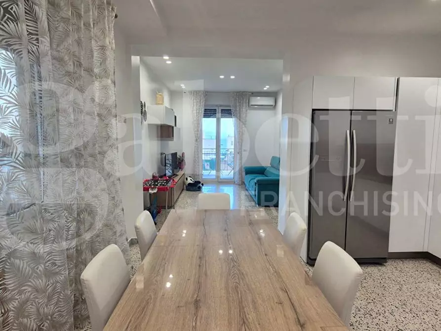 Immagine 48 di Appartamento in vendita  in Via DELLE IV GIORNATE, 37 a Torre Annunziata