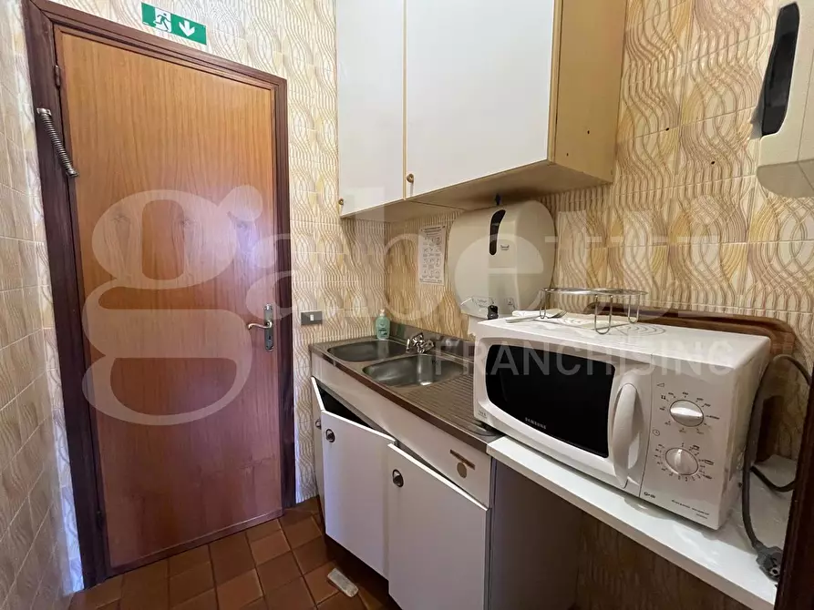 Immagine 6 di Appartamento in vendita  in Via XXV Aprile a Albenga