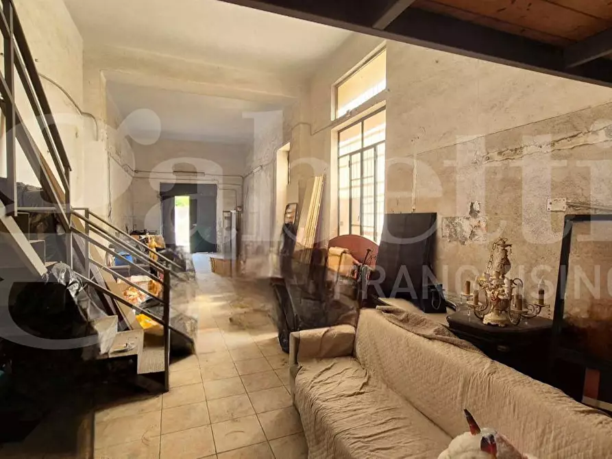 Immagine 8 di Magazzino in affitto  in Via Dante, 25 a Torre Annunziata