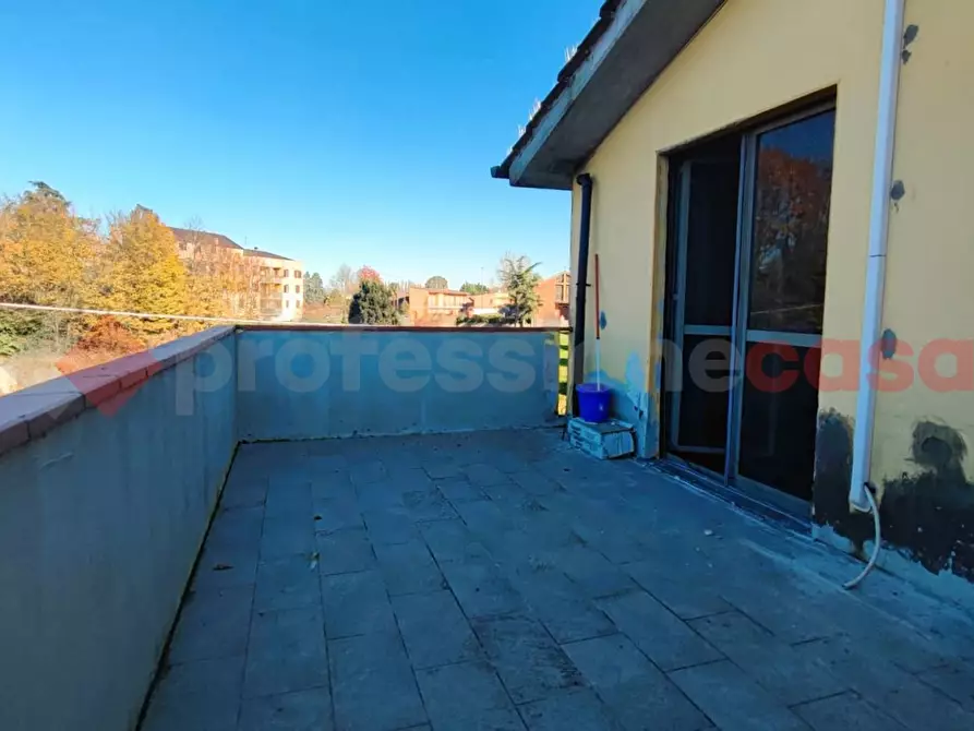 Immagine 25 di Villa in vendita  in Via SALVATOR ALLENDE, 25 a Locate Di Triulzi