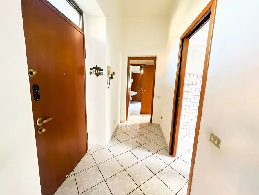 Immagine 10 di Palazzo in vendita  in Via Alessandria, snc a Legnano