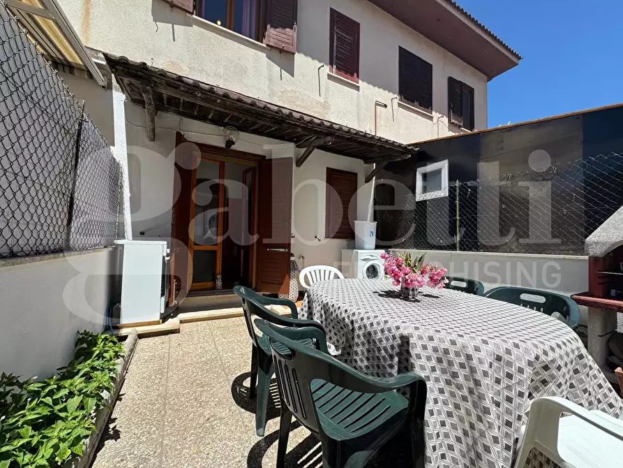 Immagine 6 di Villetta a schiera in vendita  in Via del fosso, 12 a Ardea