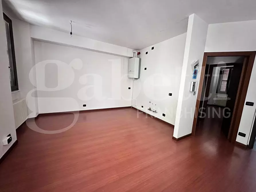 Immagine 45 di Appartamento in vendita  in Via puccini, 1 a Erba