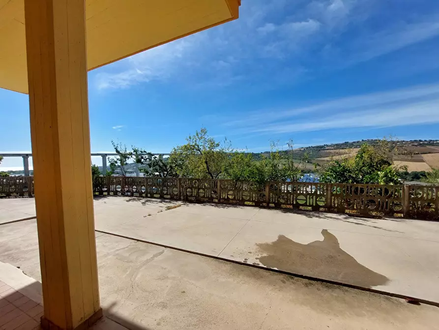 Immagine 14 di Casa bifamiliare in vendita  in Contrada San Pietro, 1 a Tortoreto