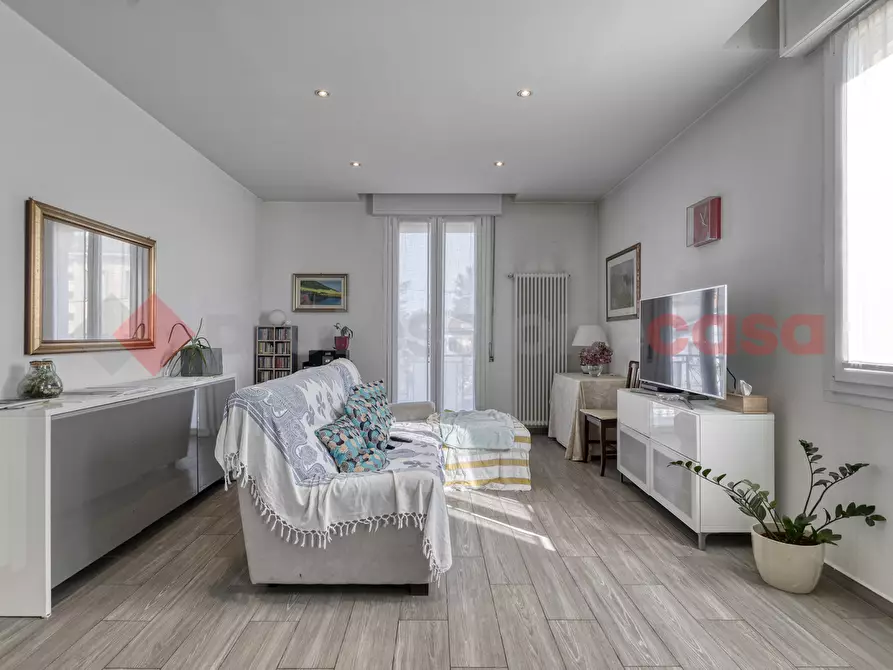 Immagine 34 di Appartamento in vendita  in Via fratelli Pinardi, 25 a Bologna