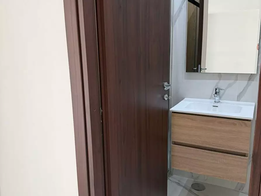 Immagine 7 di Ufficio in affitto  in Via Nazionale, 999 a Torre Del Greco
