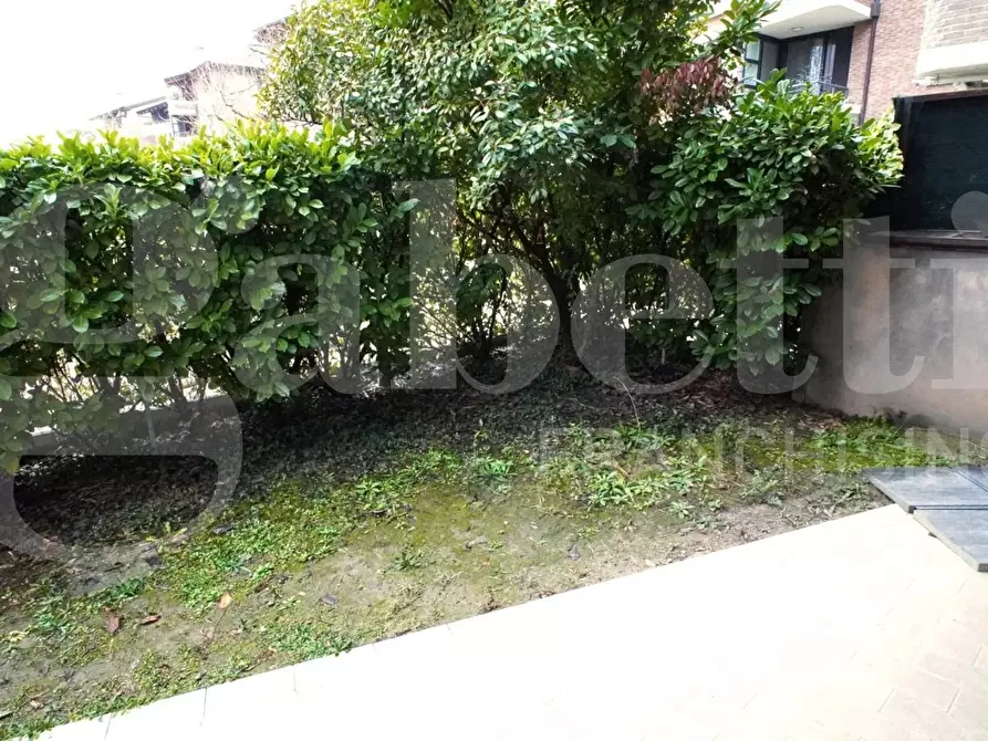 Immagine 9 di Appartamento in affitto  in Via IV Novembre, 1 a Cento