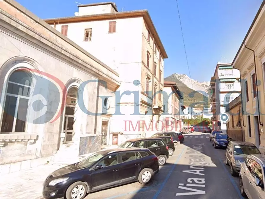 Immagine 2 di Ufficio in vendita  in Via Pelliccia, 2 a Carrara