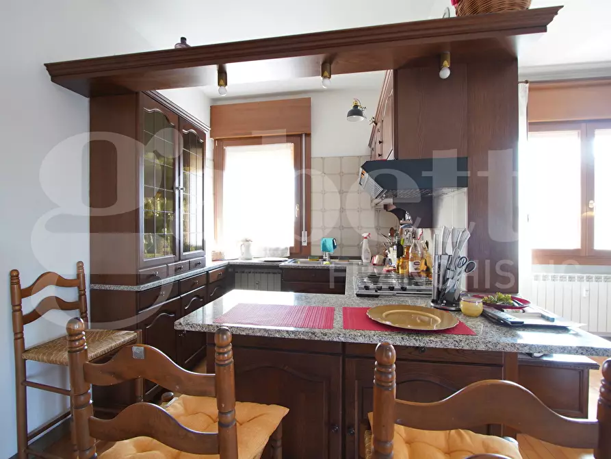 Immagine 3 di Appartamento in vendita  in Viale Giuseppe Garibaldi, . a Venezia