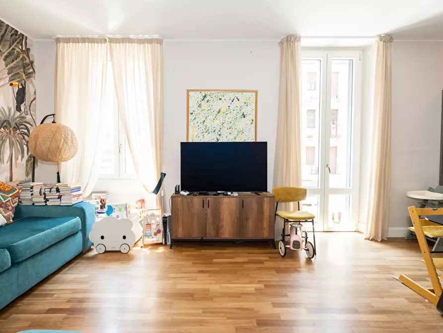 Immagine 5 di Appartamento in vendita  in Via Volterra, 7 a Milano